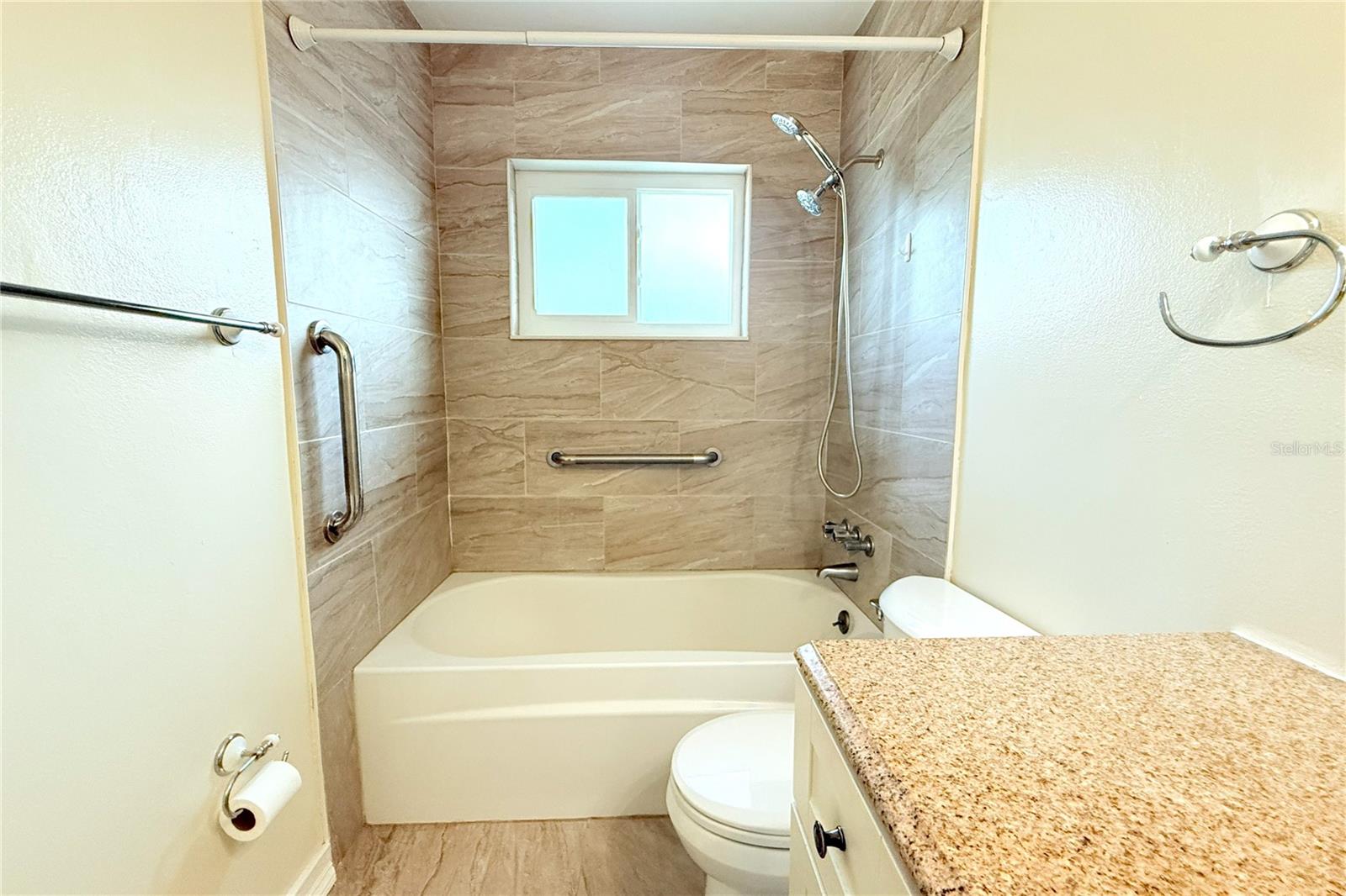 Image 56 of 59 For 2211 Harrison Drive