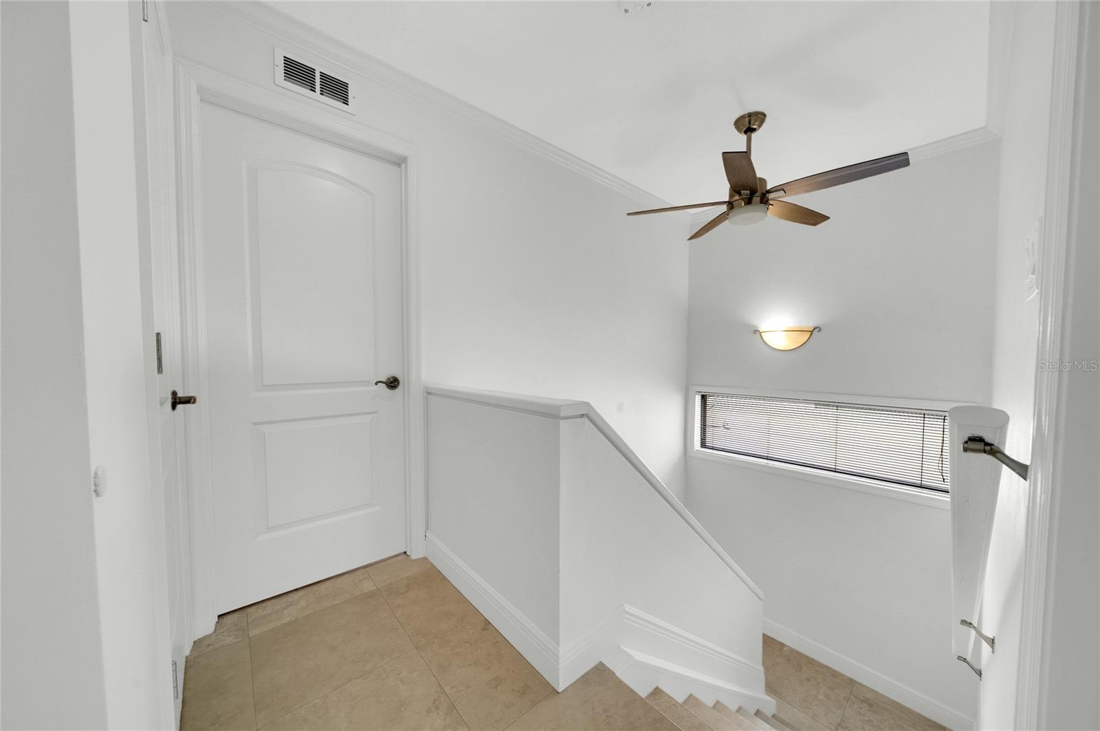 Image 16 of 39 For 8714 Cove Court