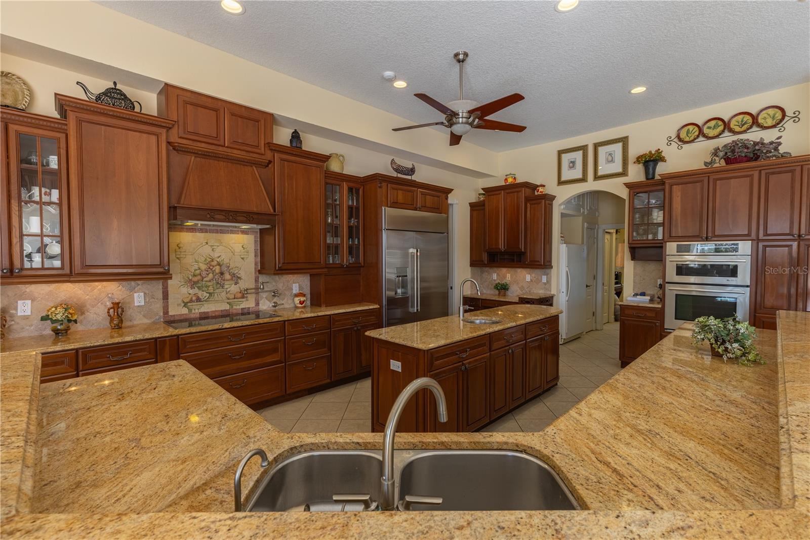 Image 18 of 48 For 13717 Canterfield Drive