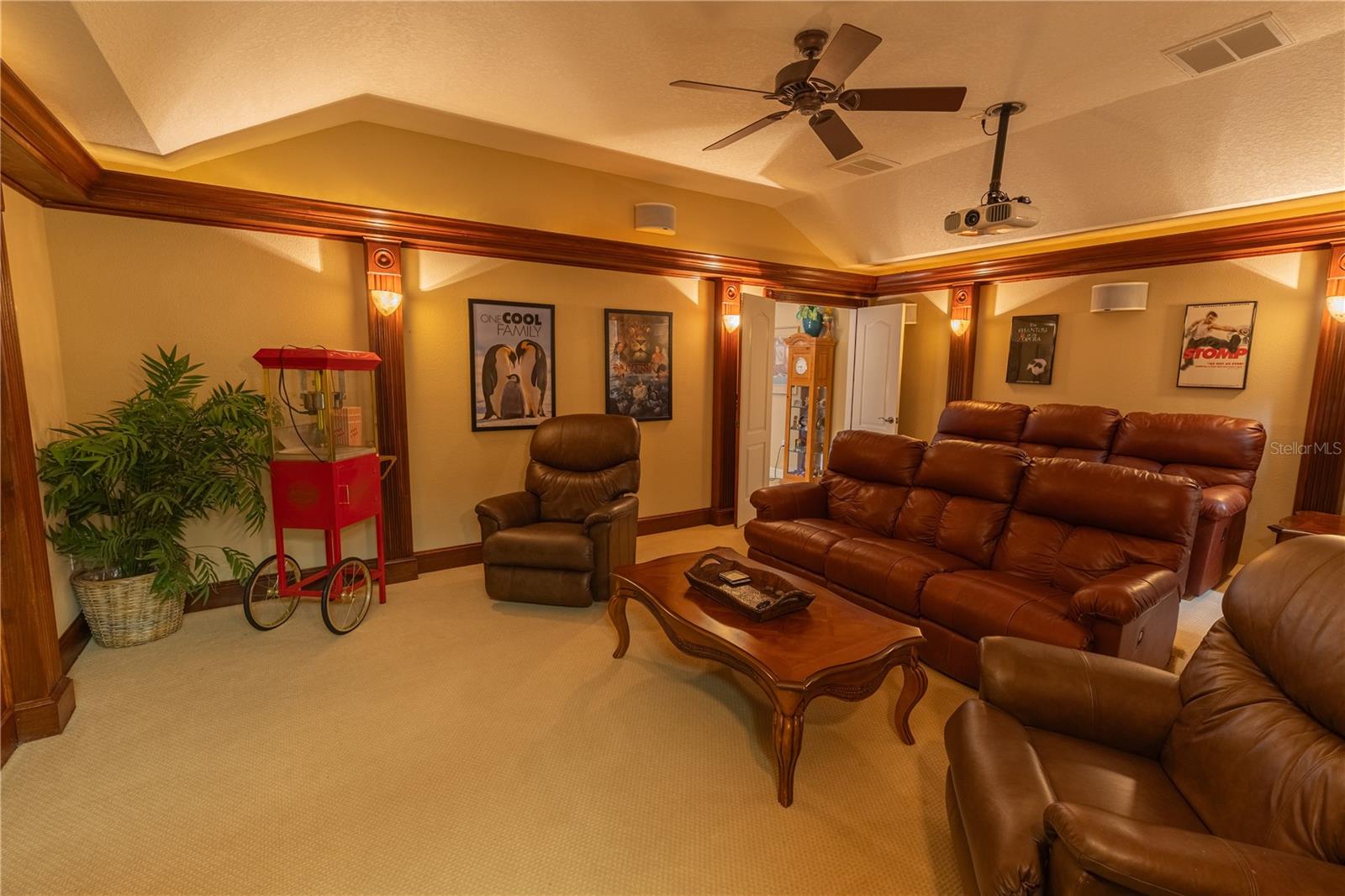 Image 26 of 48 For 13717 Canterfield Drive