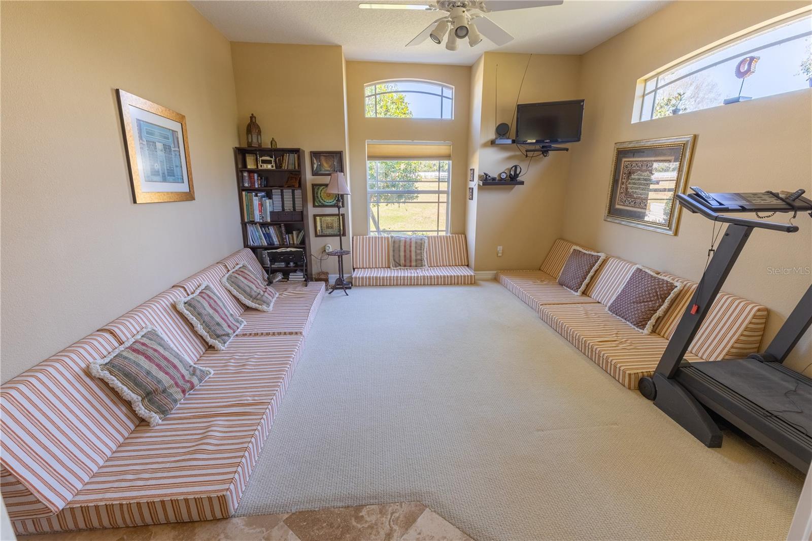 Image 37 of 48 For 13717 Canterfield Drive