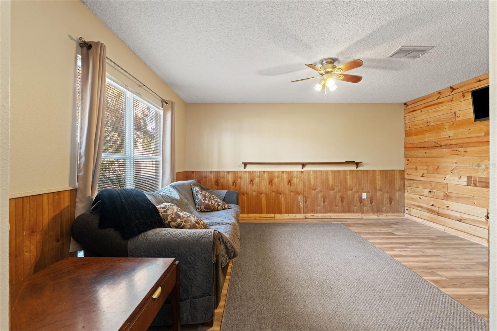 Image 29 of 73 For 11150 Marquette Street