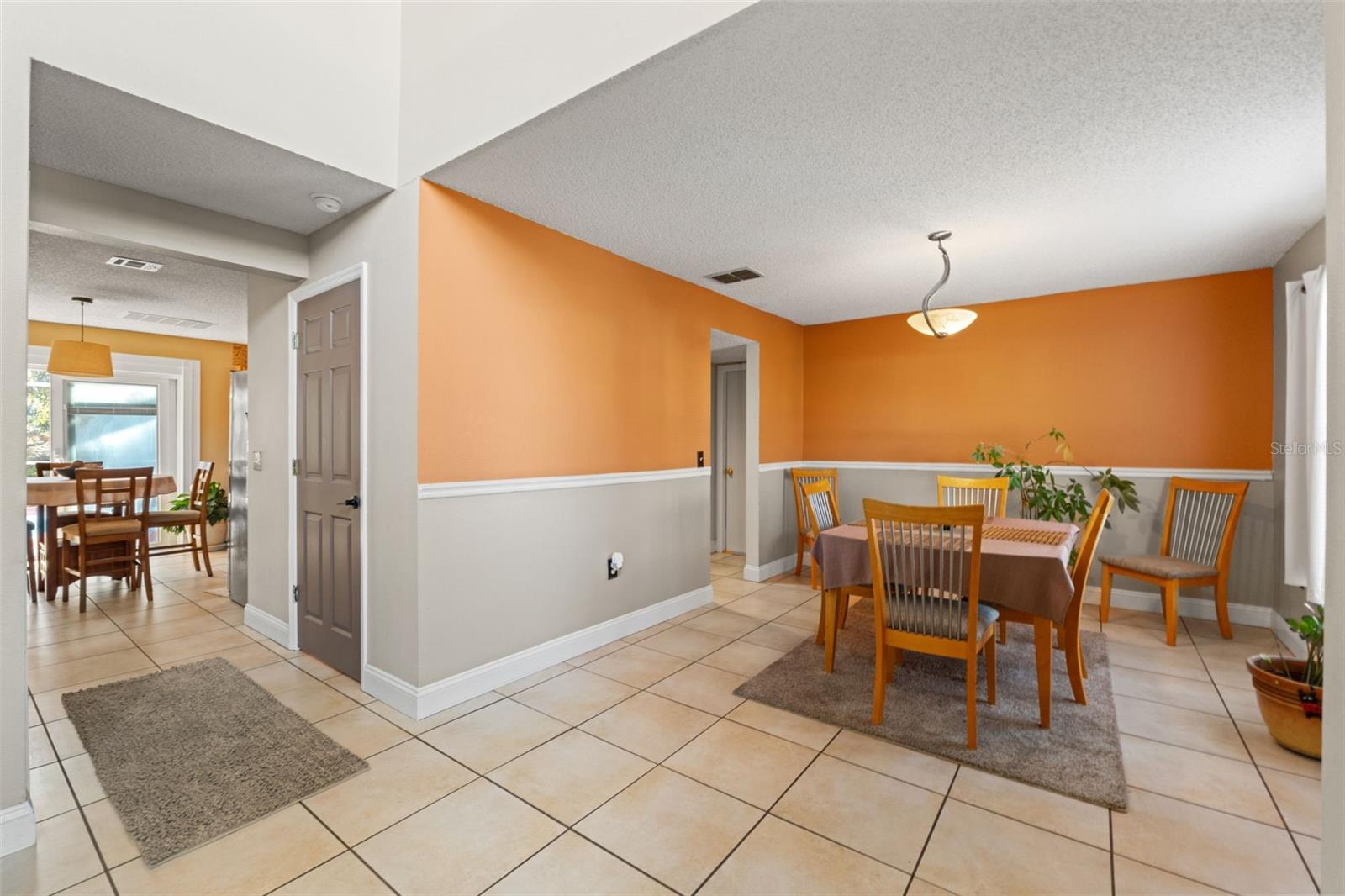 Image 33 of 73 For 11150 Marquette Street