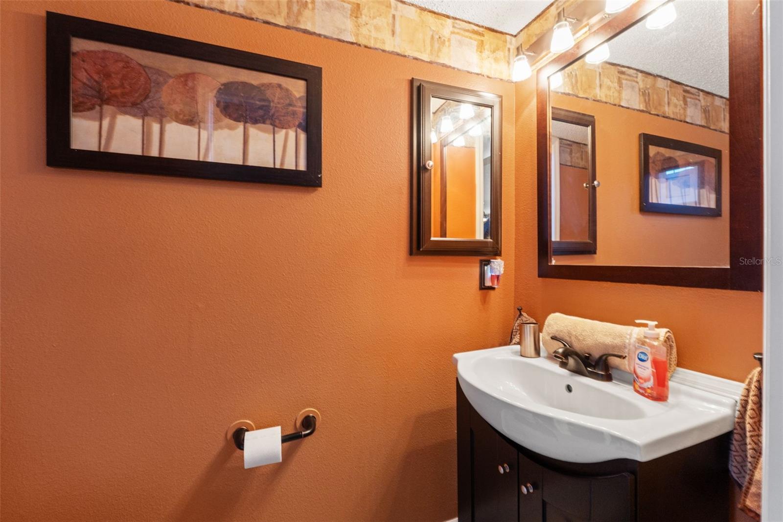 Image 40 of 73 For 11150 Marquette Street