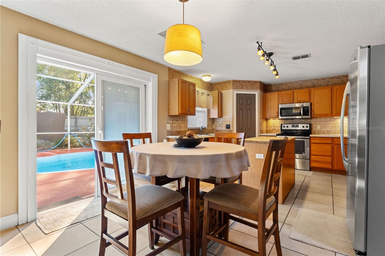 Image 41 of 73 For 11150 Marquette Street