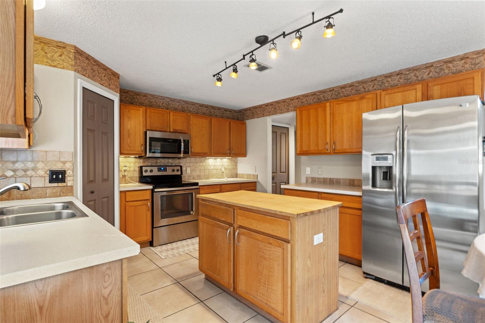 Image 44 of 73 For 11150 Marquette Street