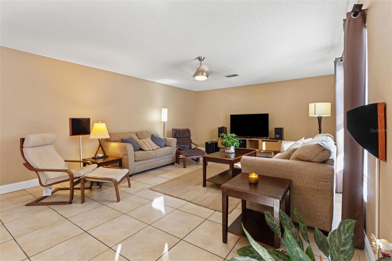 Image 50 of 73 For 11150 Marquette Street