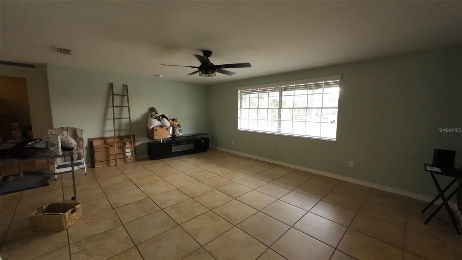 Image 12 of 46 For 36845 Virginia Avenue