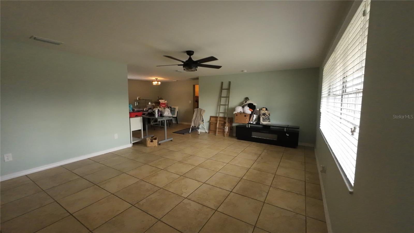 Image 13 of 46 For 36845 Virginia Avenue