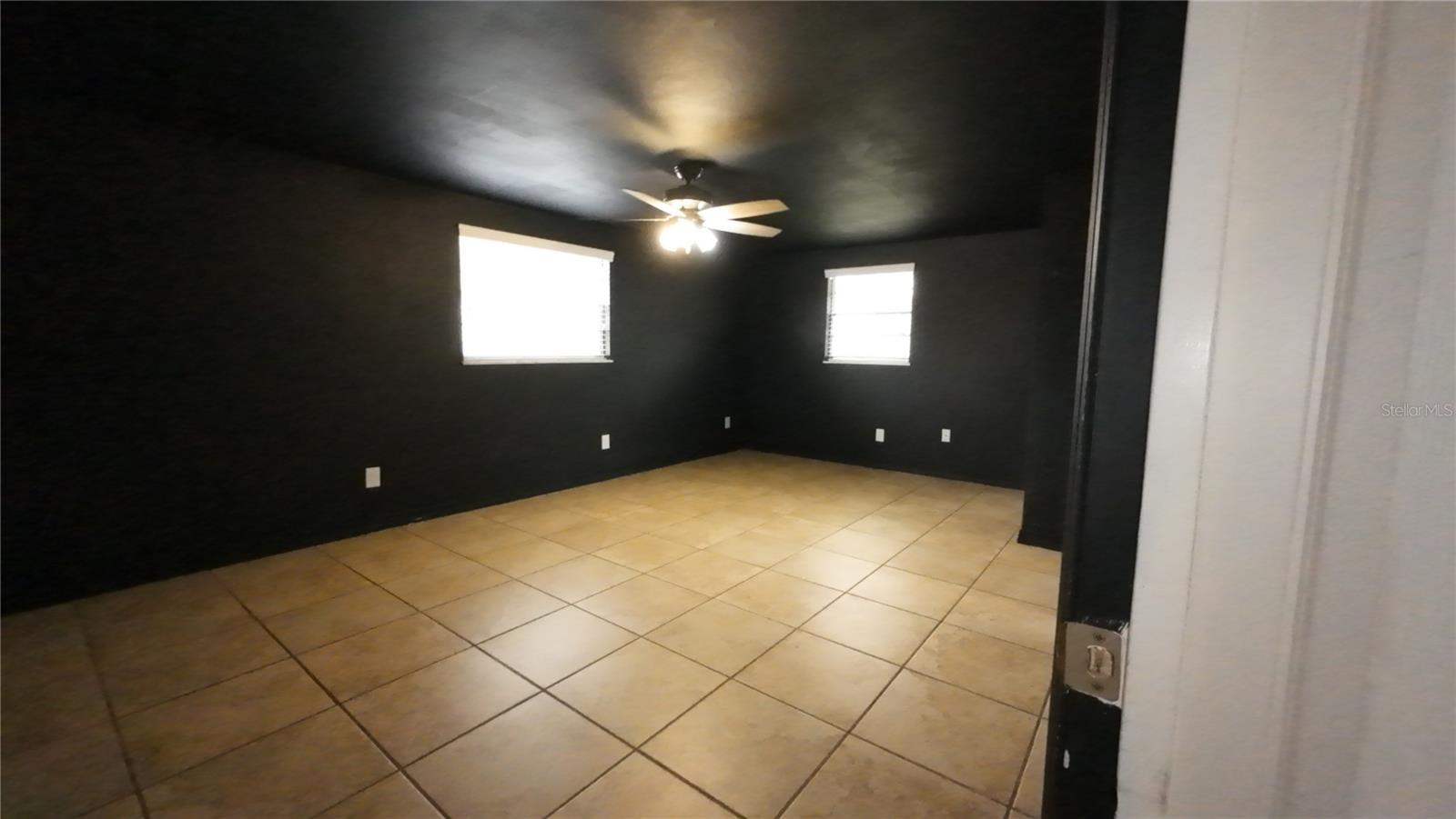 Image 27 of 46 For 36845 Virginia Avenue