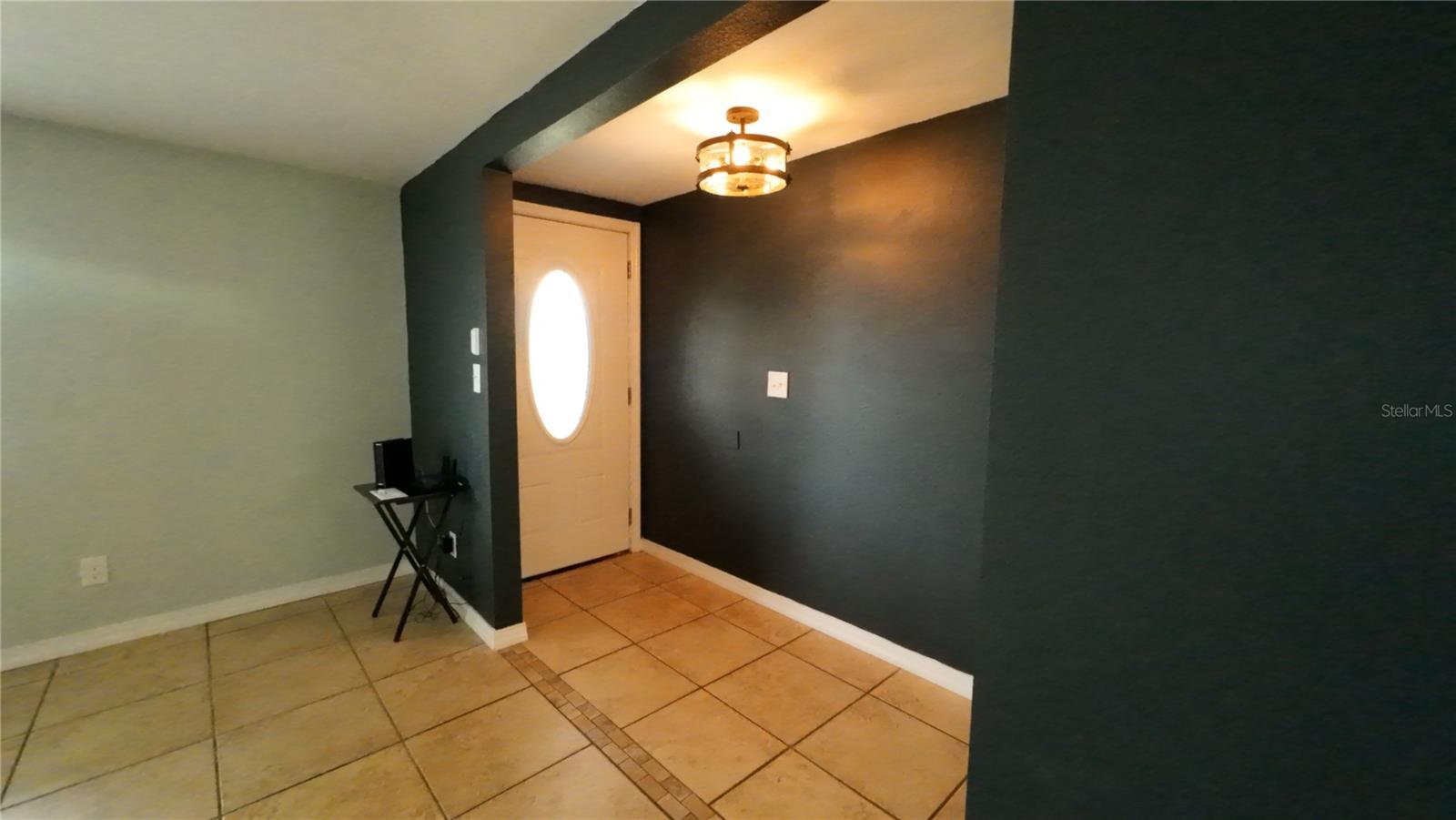 Image 4 of 46 For 36845 Virginia Avenue