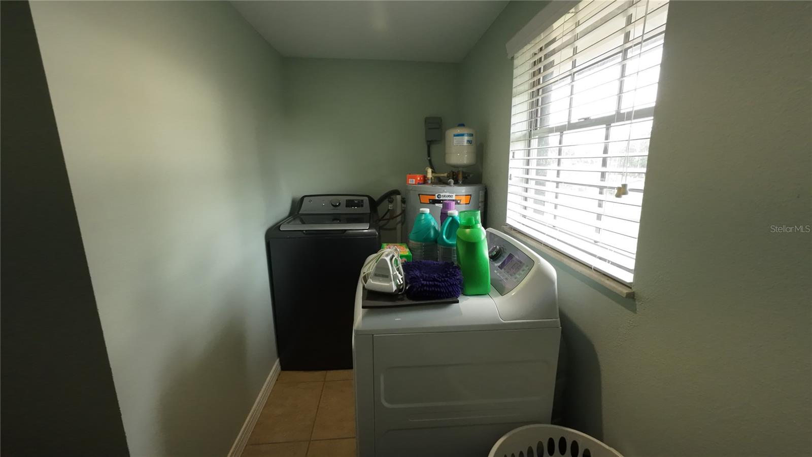 Image 6 of 46 For 36845 Virginia Avenue