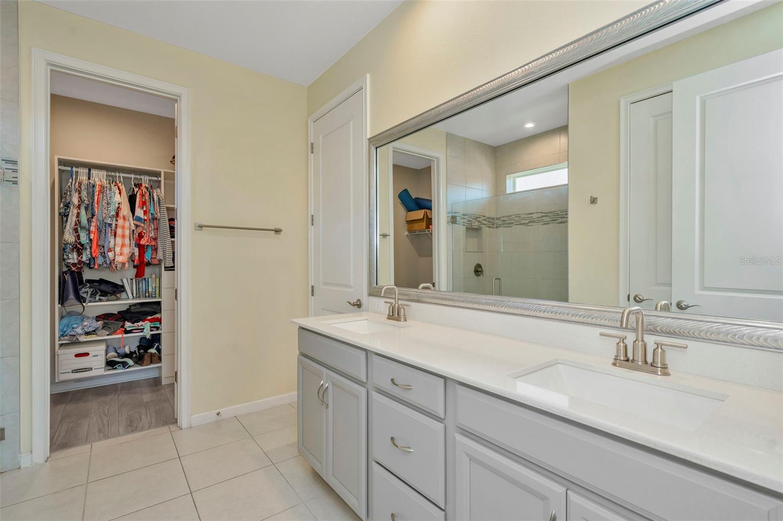 Listing photo id 22 for 3764 Maxwell Park Drive