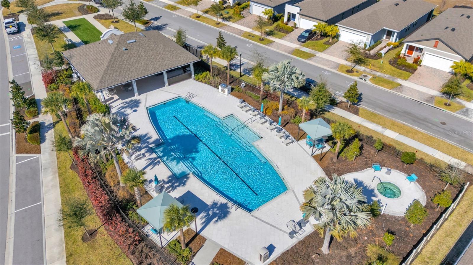 Listing photo id 29 for 3764 Maxwell Park Drive