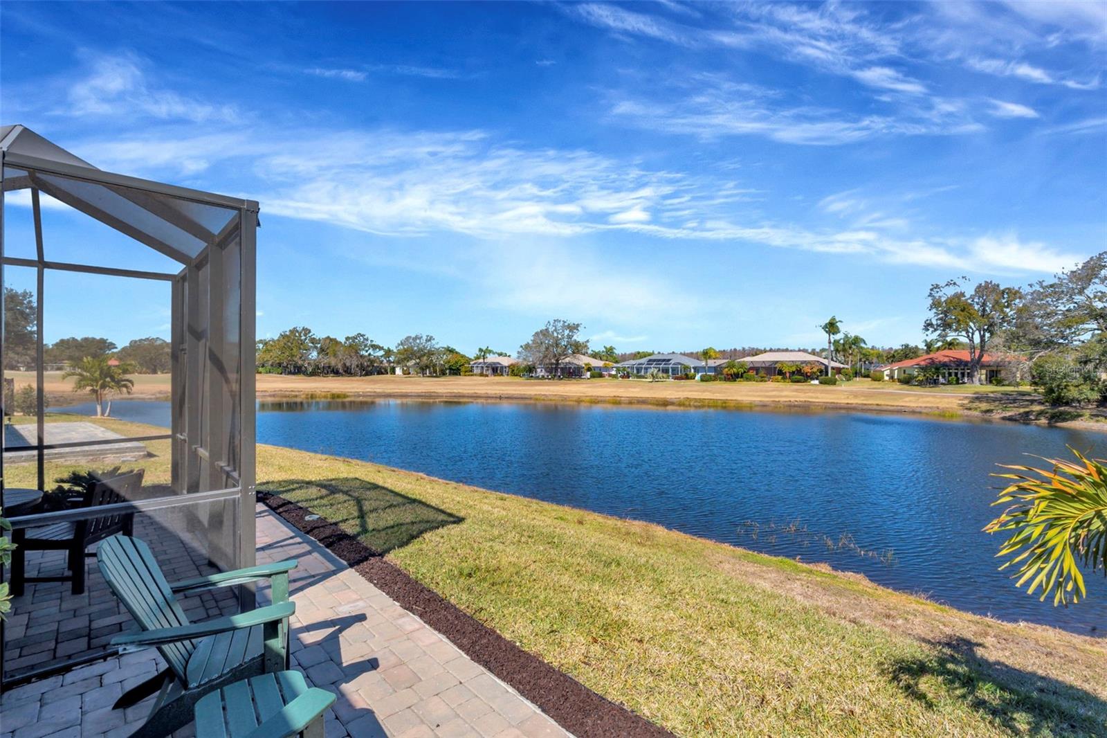 Listing photo id 3 for 3764 Maxwell Park Drive