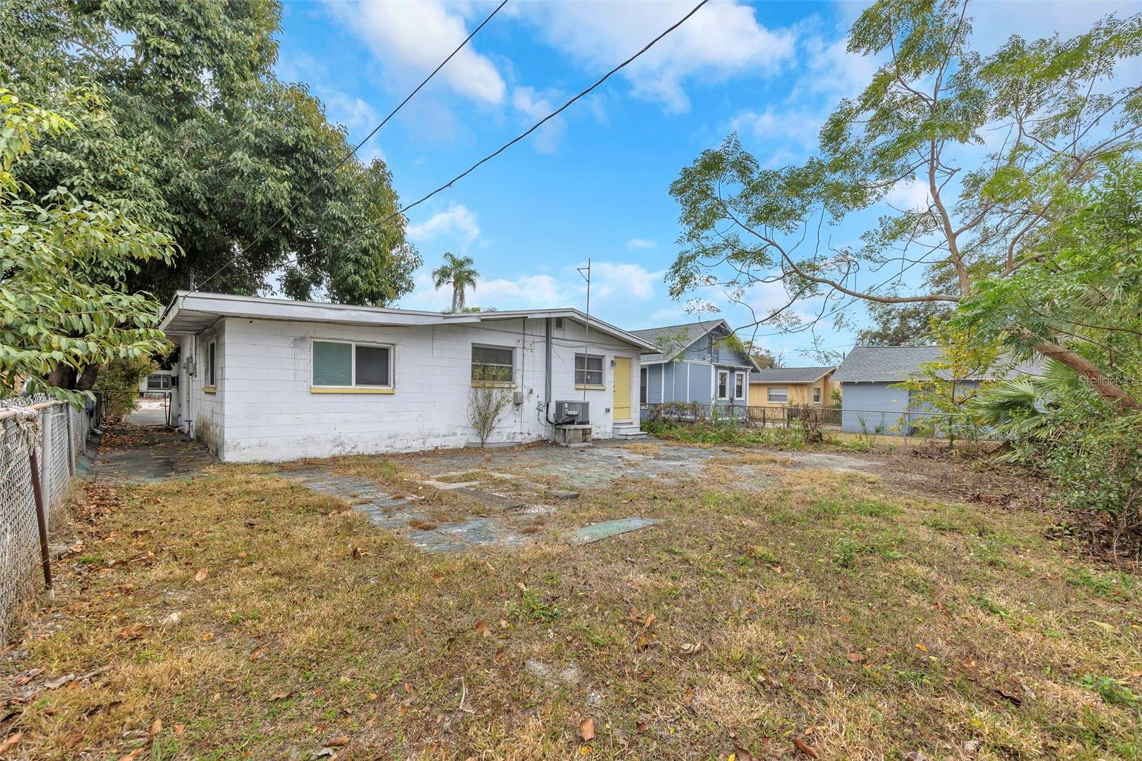 Image 29 of 30 For 2423 Auburn Street S