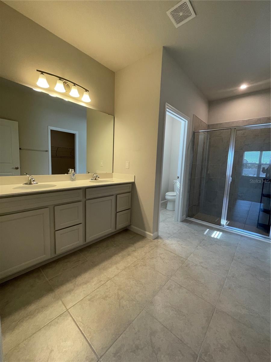 Image 15 of 22 For 6800 Pebblebrooke Way