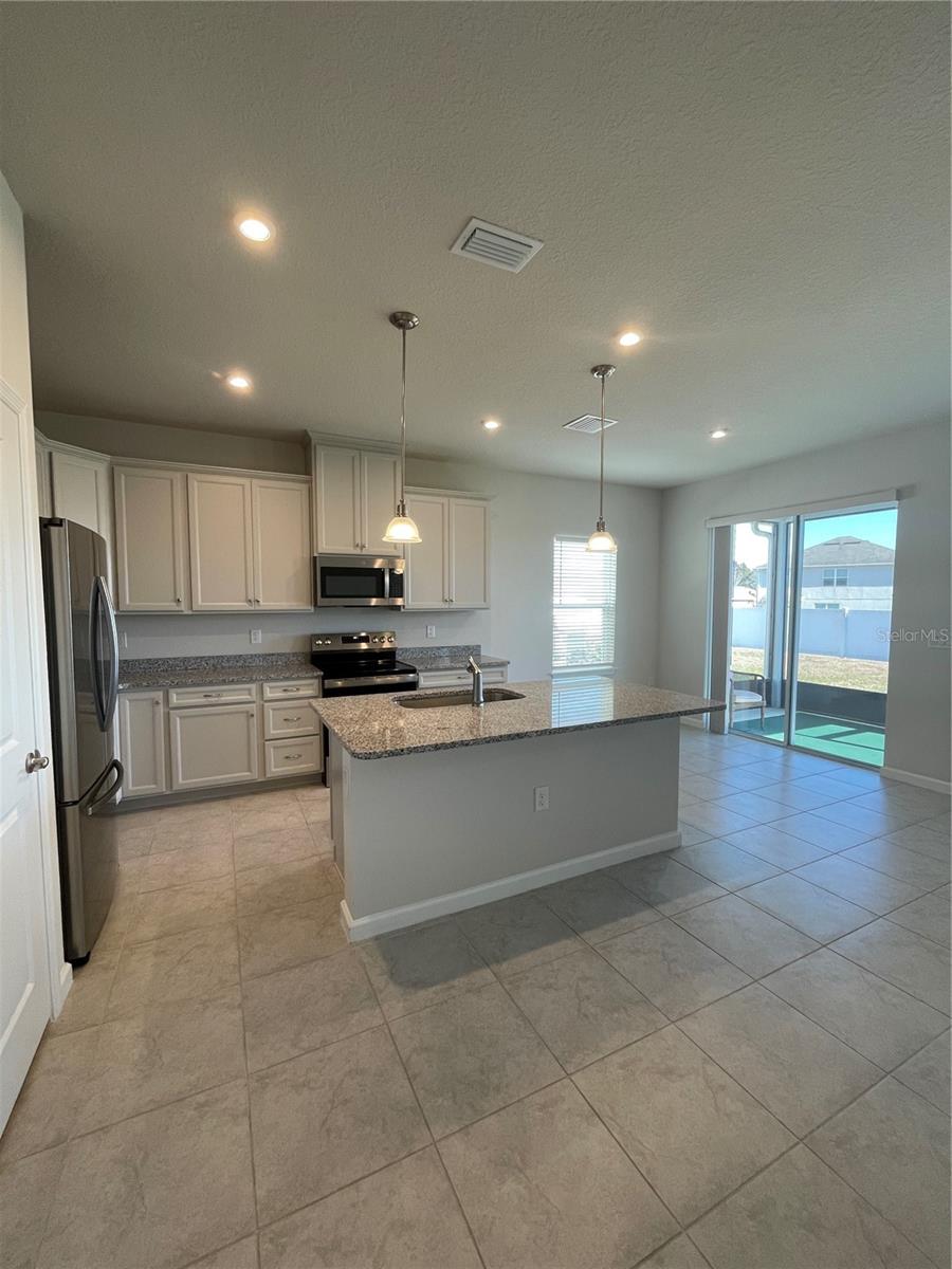 Image 6 of 22 For 6800 Pebblebrooke Way