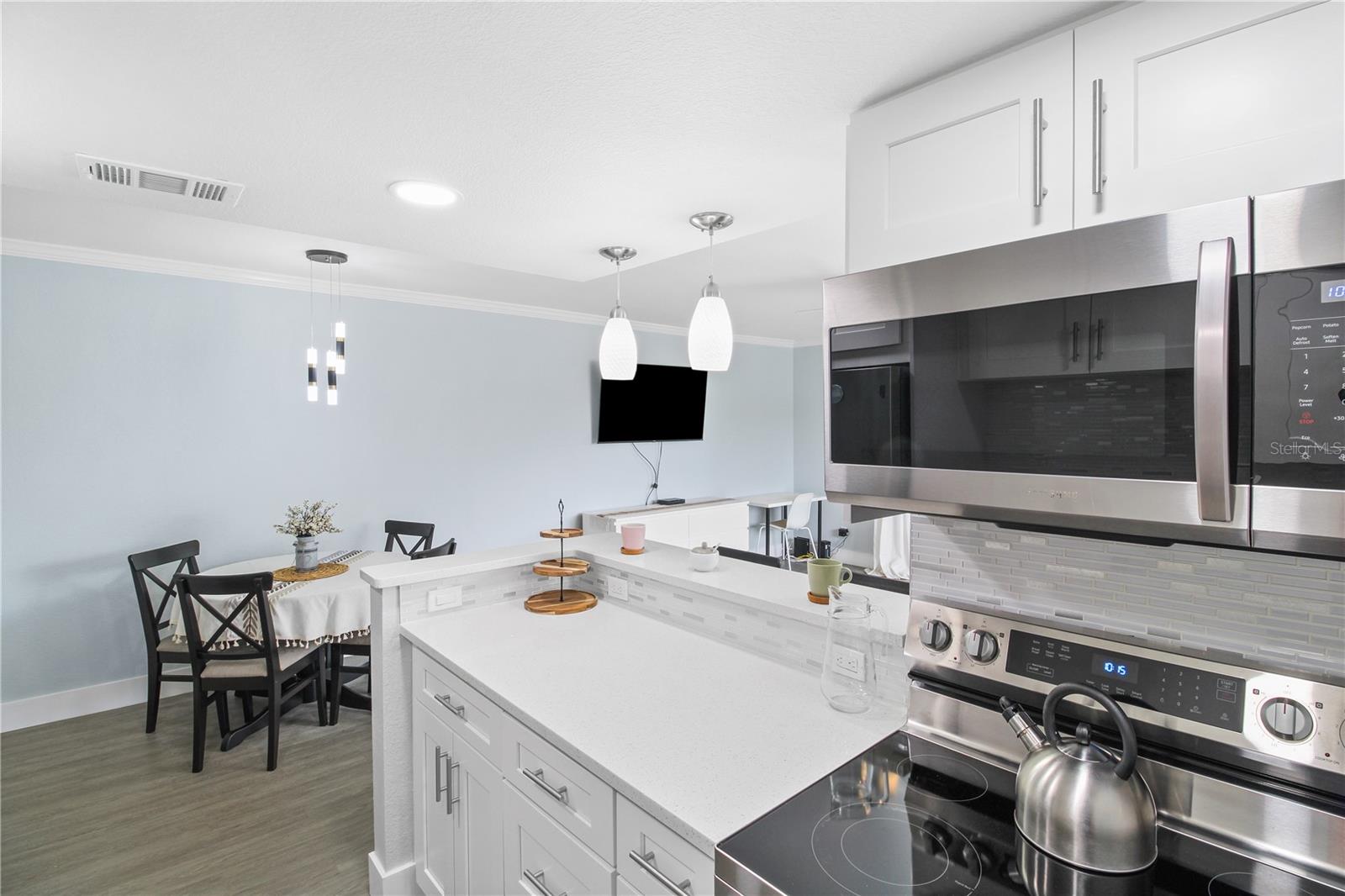 Image 7 of 22 For 631 Keene Road S8