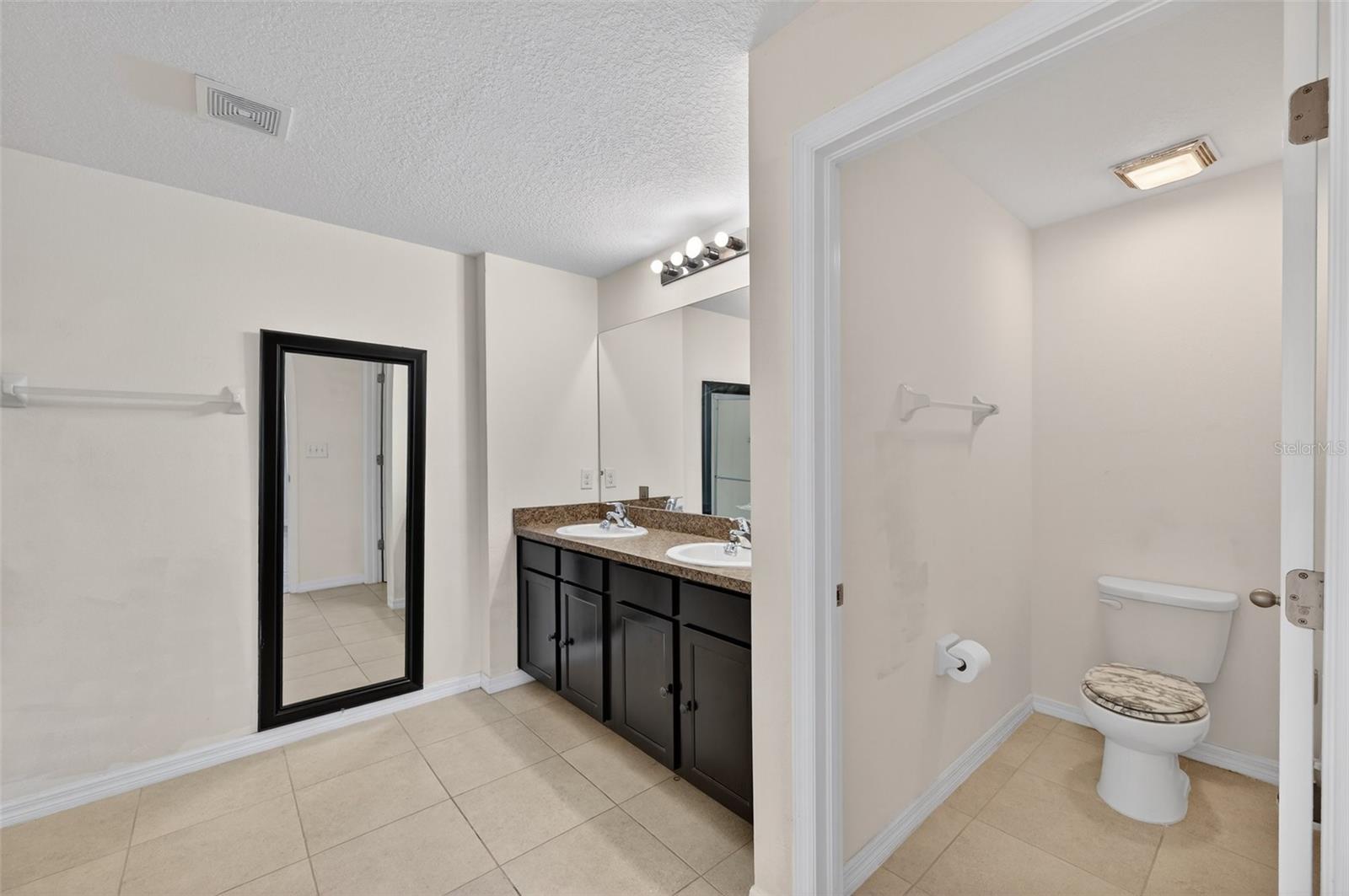 Image 20 of 48 For 4842 San Palermo Drive