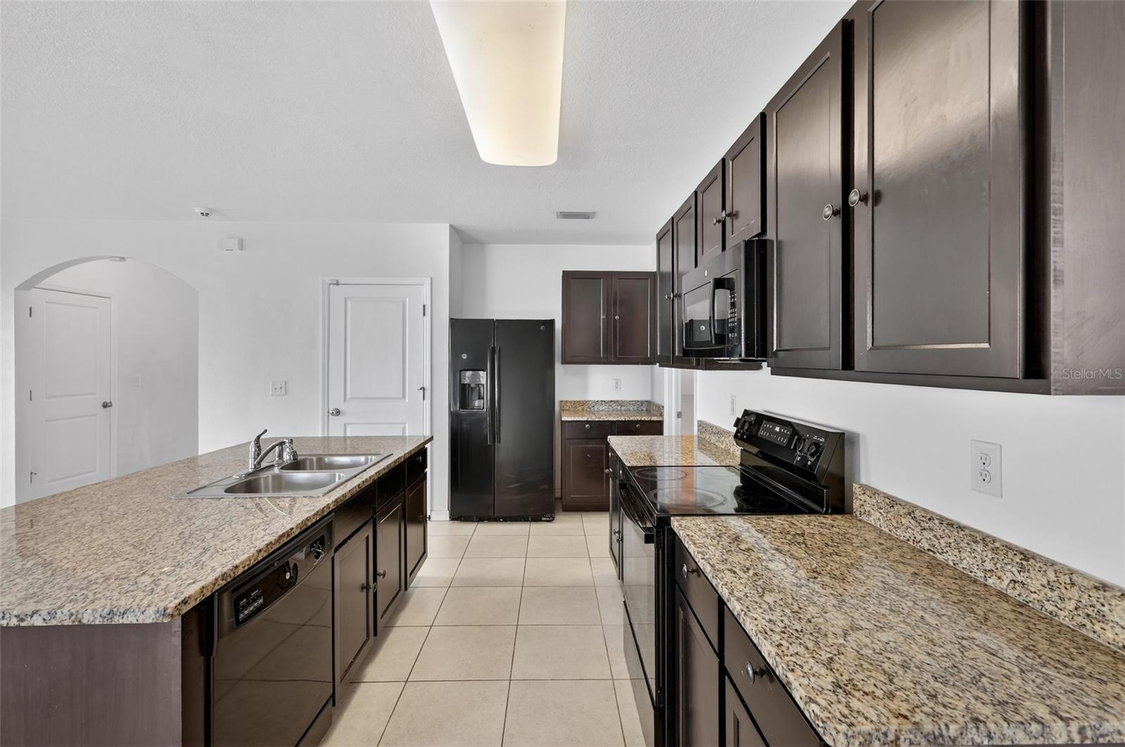 Image 7 of 48 For 4842 San Palermo Drive