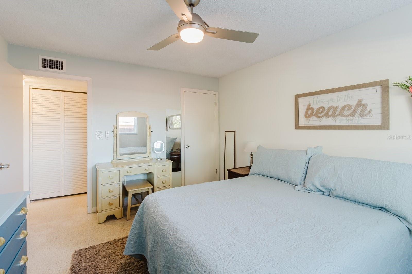 Image 18 of 28 For 2348 Shelley Street 5