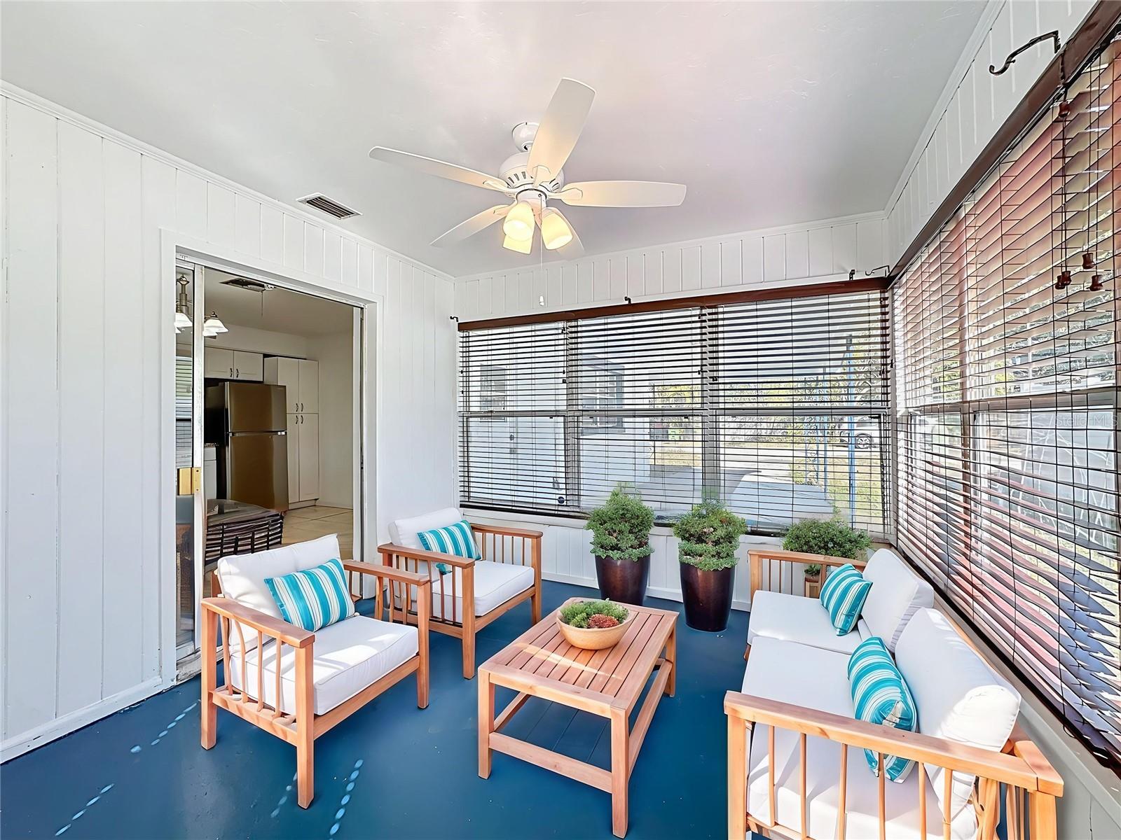 Image 5 of 17 For 1164 38th Street