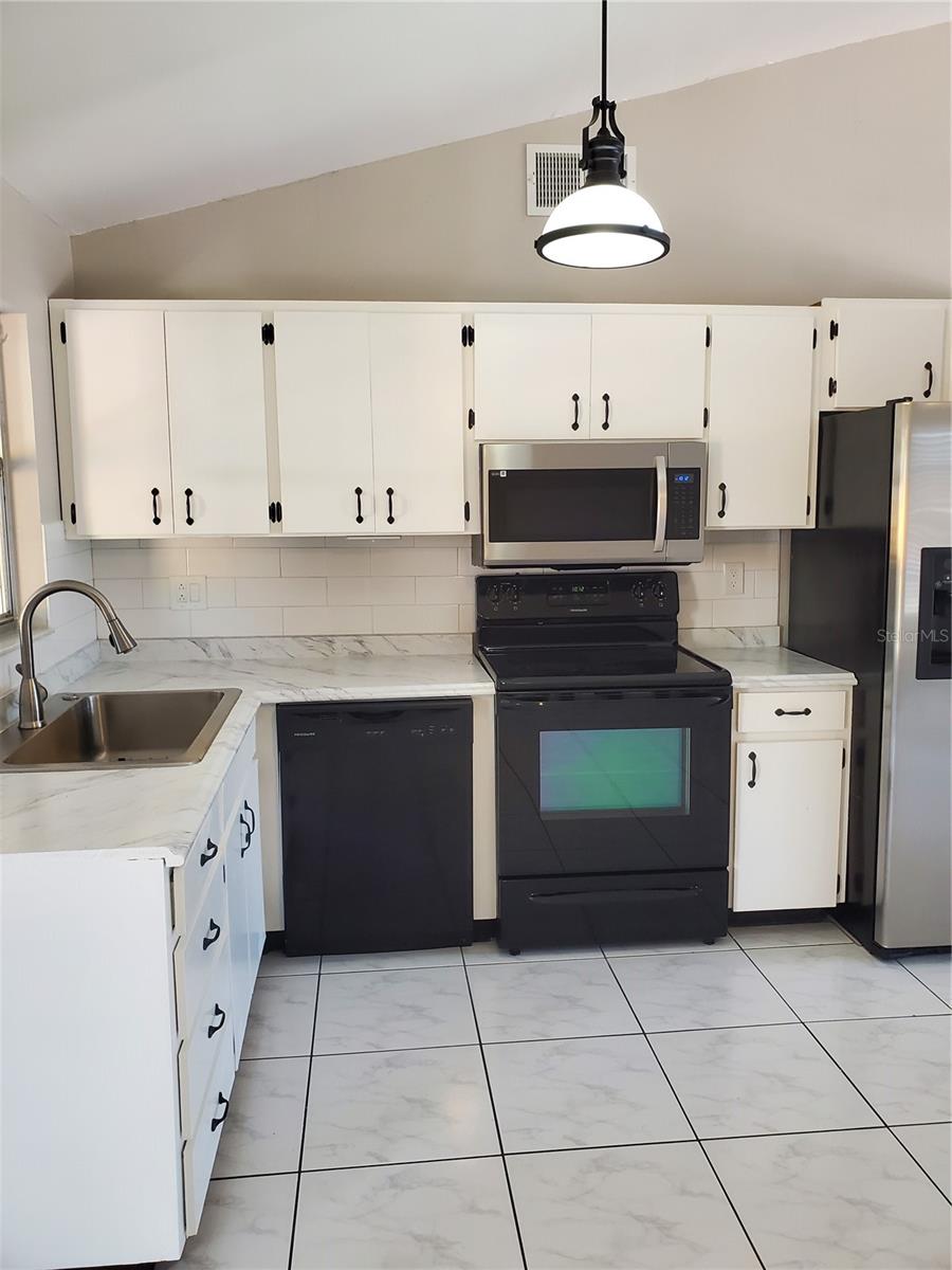 Image 7 of 31 For 3642 Mccloud Street