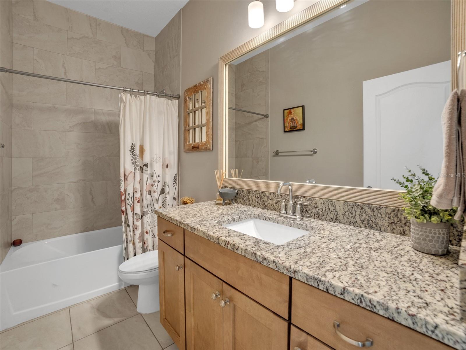 Image 24 of 39 For 14110 Tomentosa Avenue