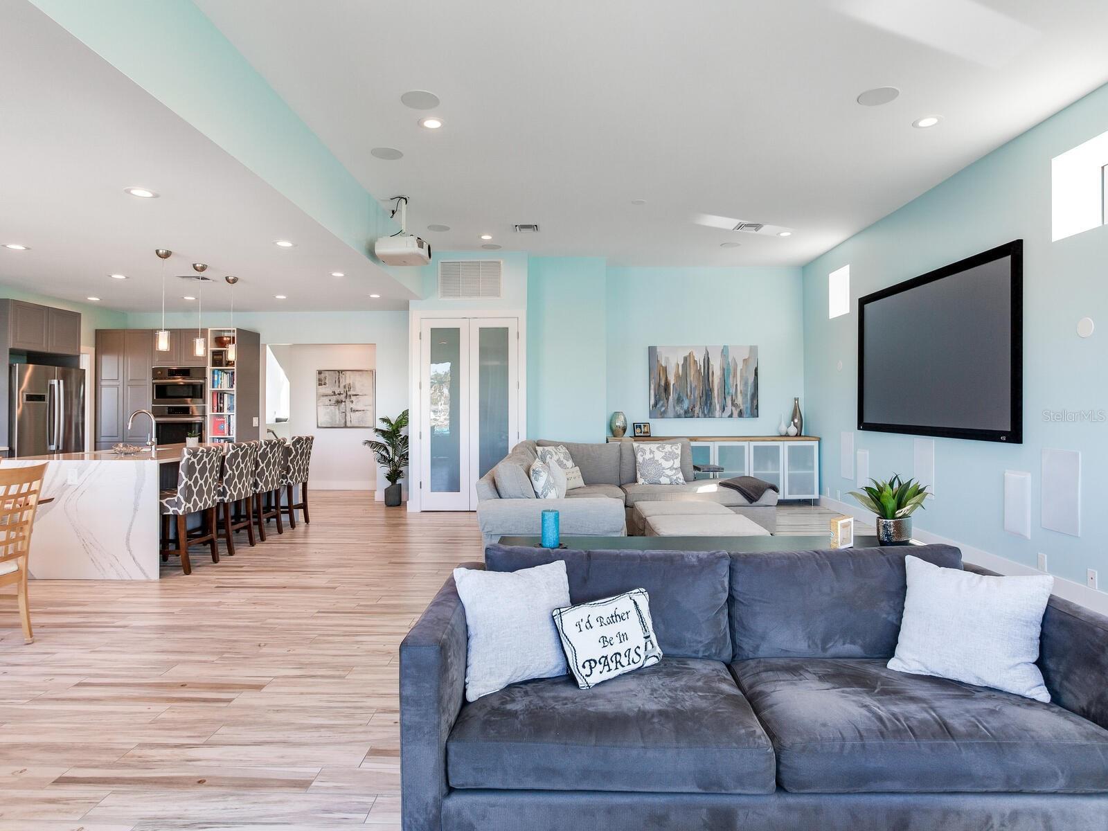 Image 12 of 78 For 208 171st Avenue E