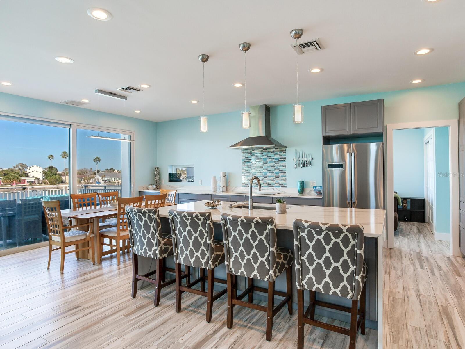 Image 15 of 78 For 208 171st Avenue E