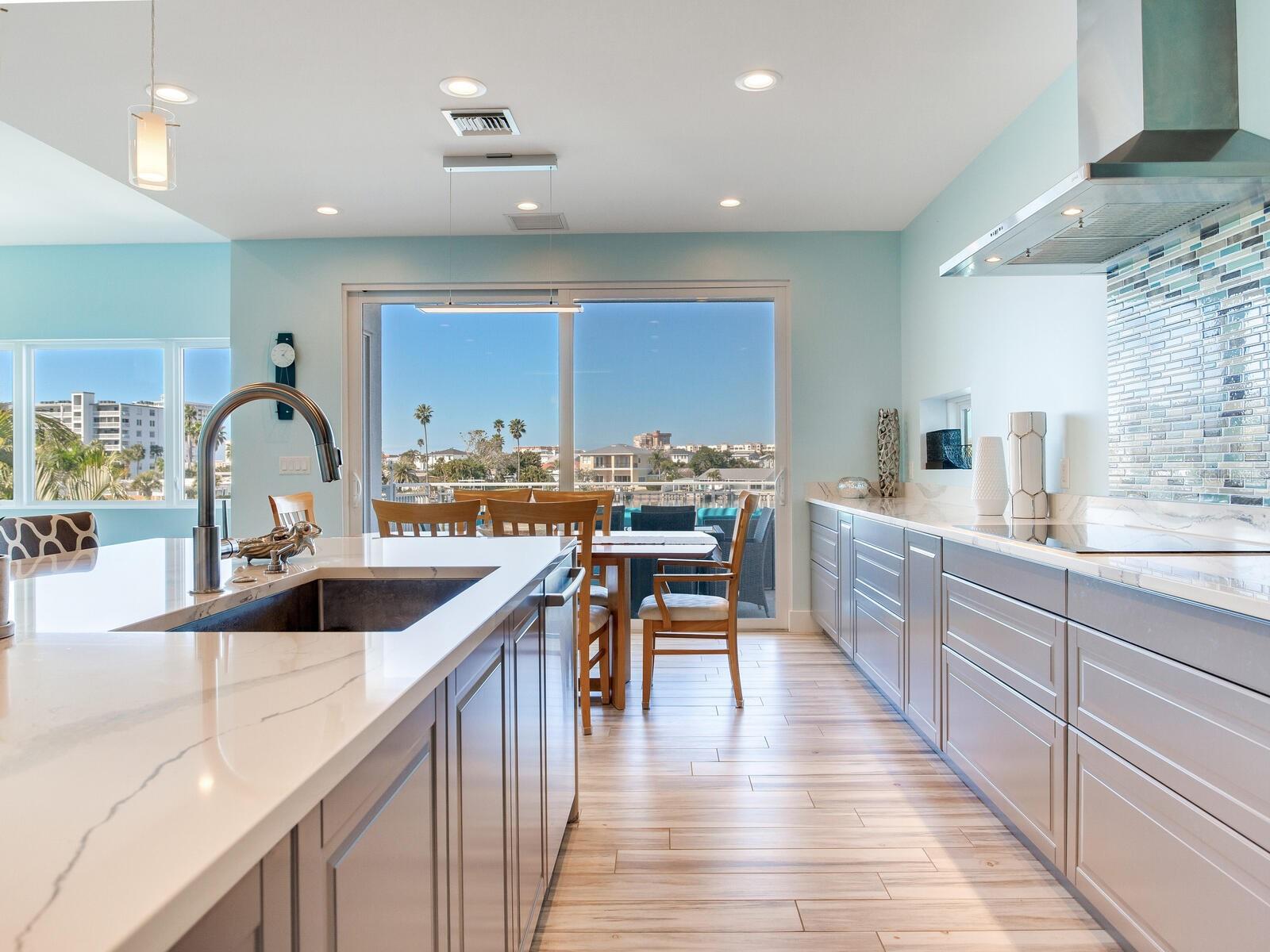 Image 16 of 78 For 208 171st Avenue E