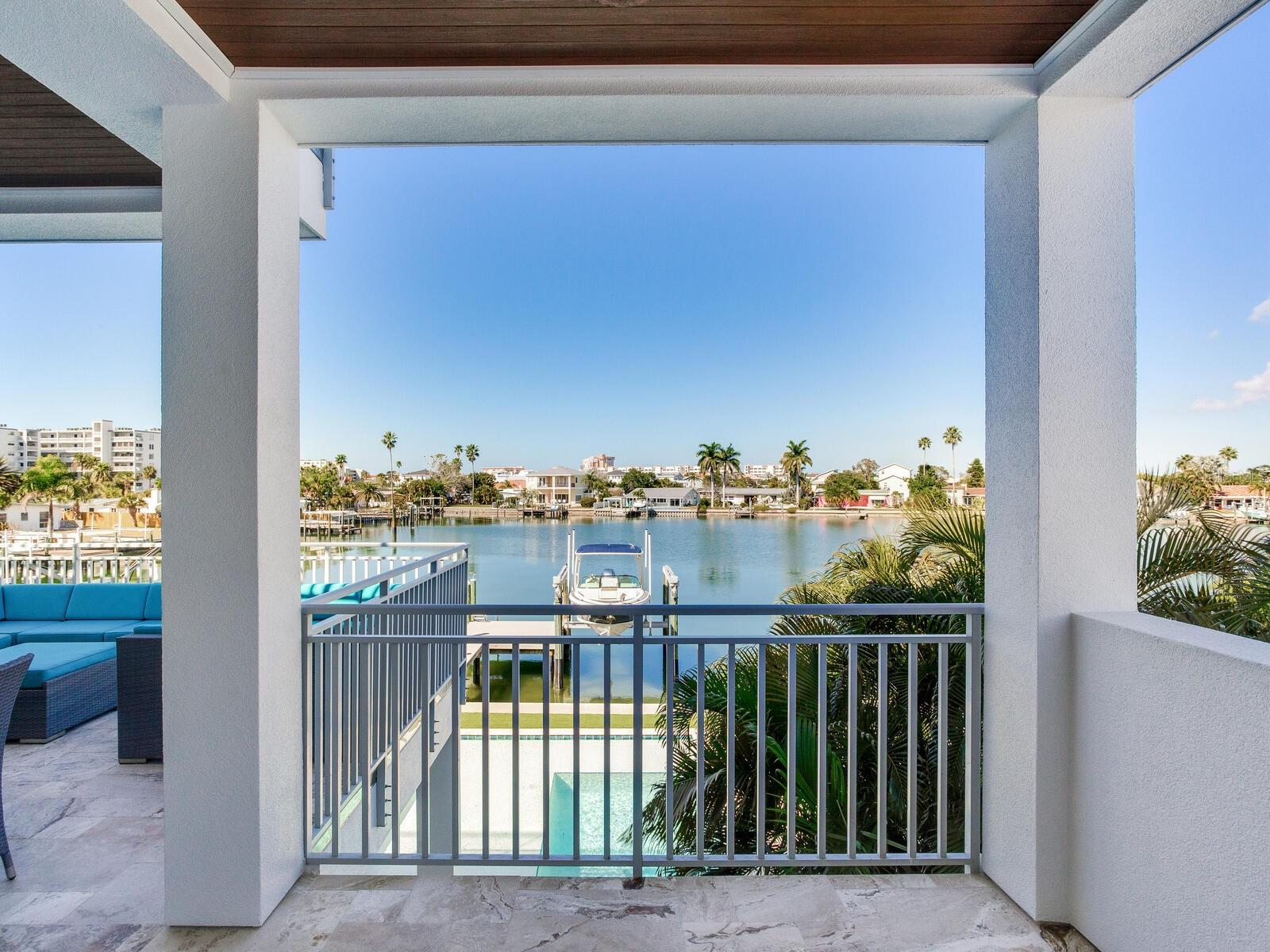 Image 26 of 78 For 208 171st Avenue E