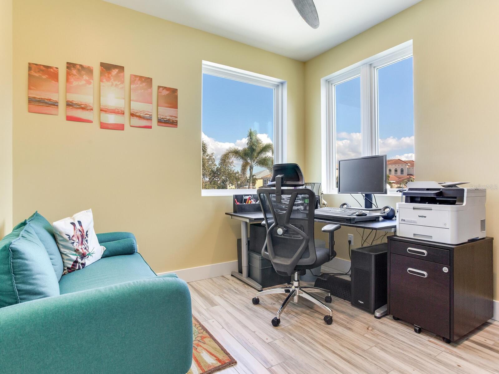 Image 54 of 78 For 208 171st Avenue E