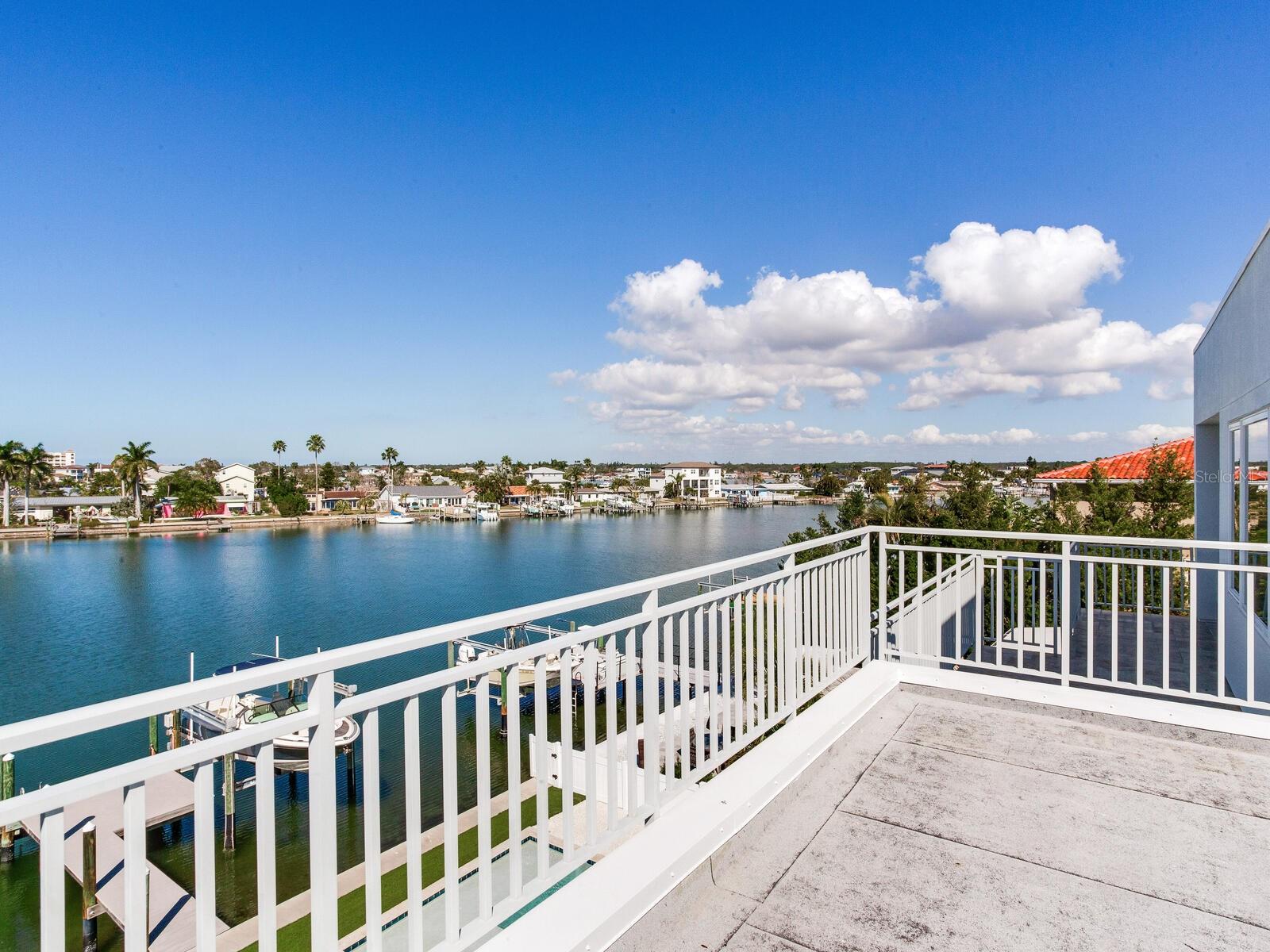 Image 57 of 78 For 208 171st Avenue E