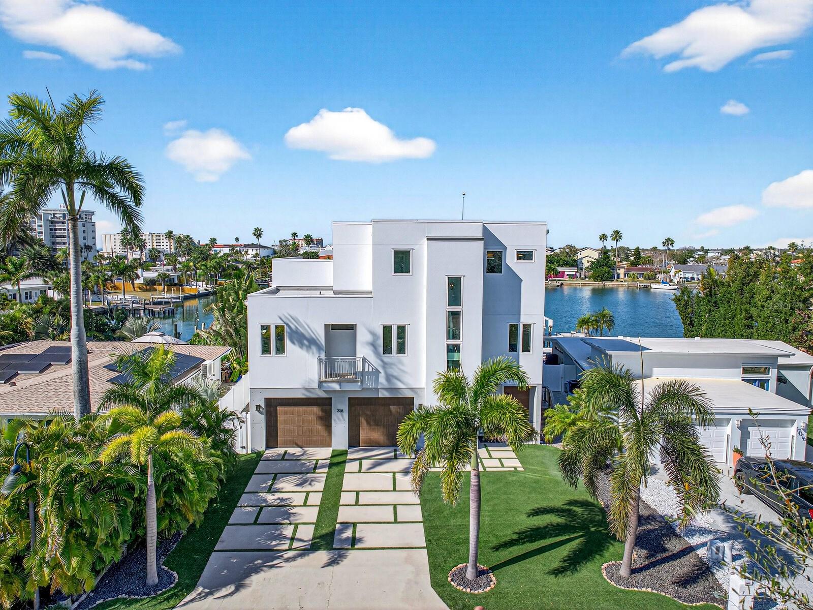 Image 68 of 78 For 208 171st Avenue E