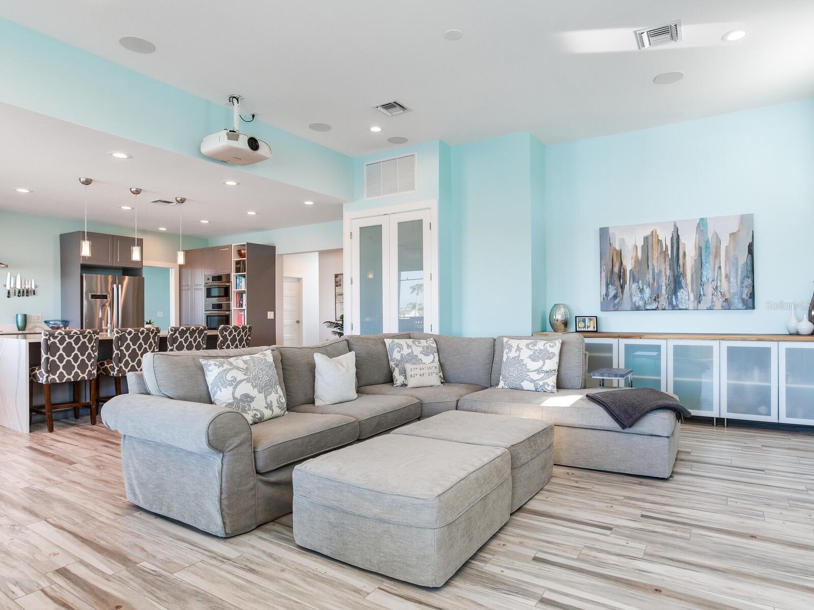 Image 8 of 78 For 208 171st Avenue E