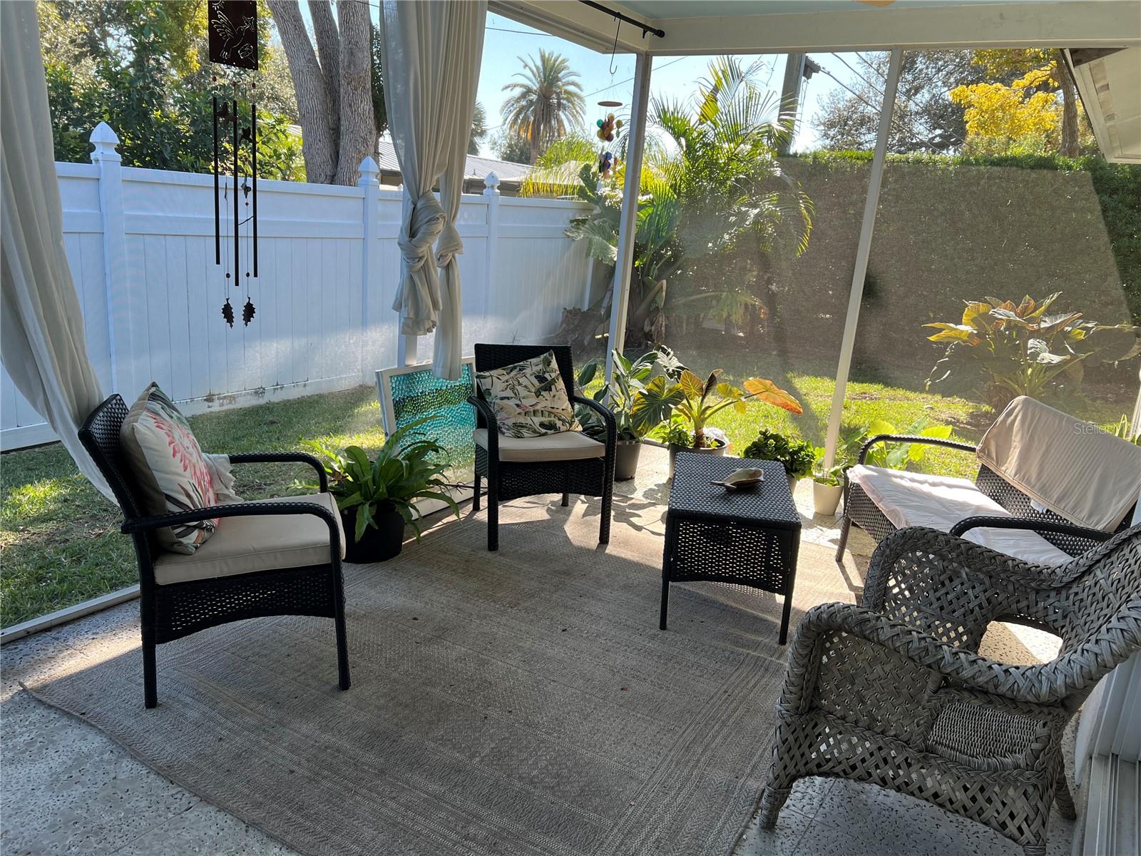 Image 20 of 24 For 1455 Fairway Drive