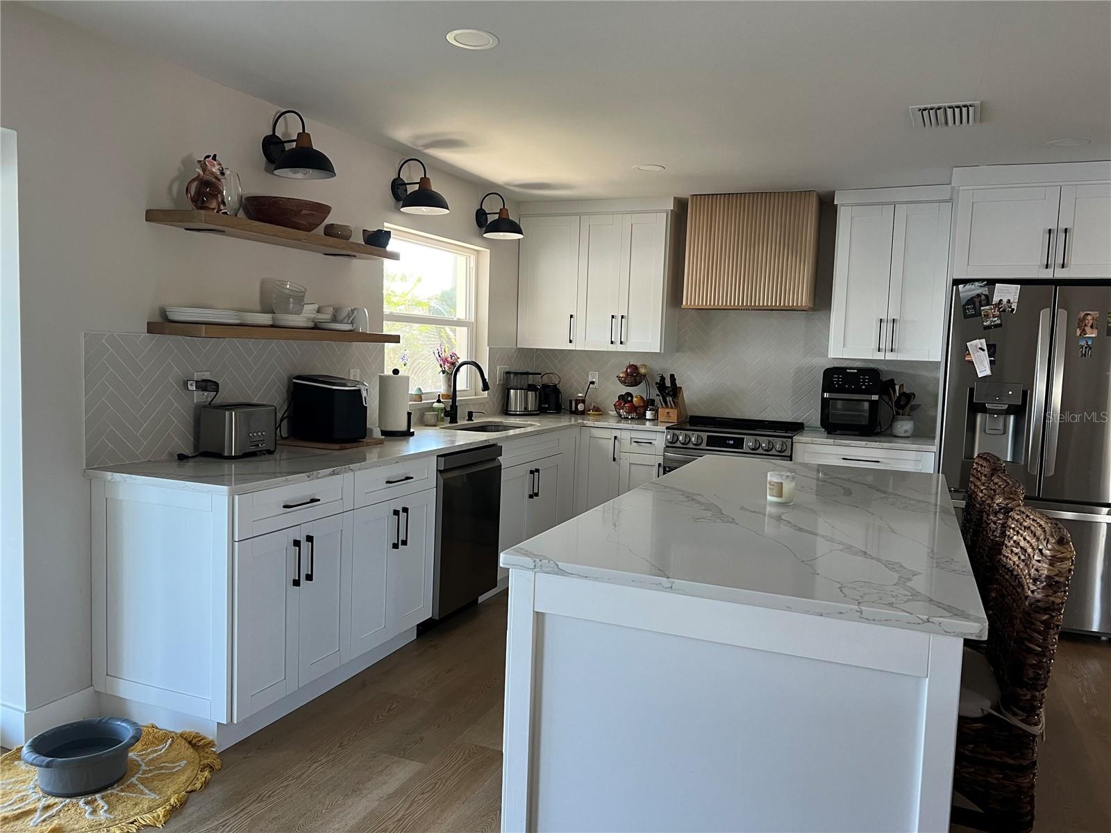 Image 4 of 24 For 1455 Fairway Drive