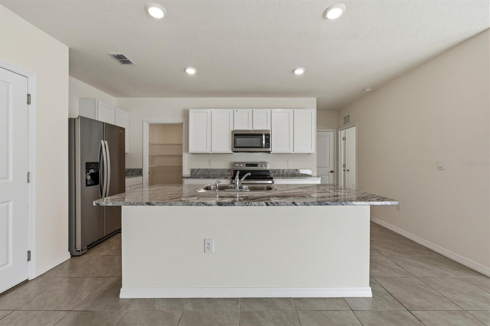 Image 12 of 55 For 5764 Hollingworth Trail