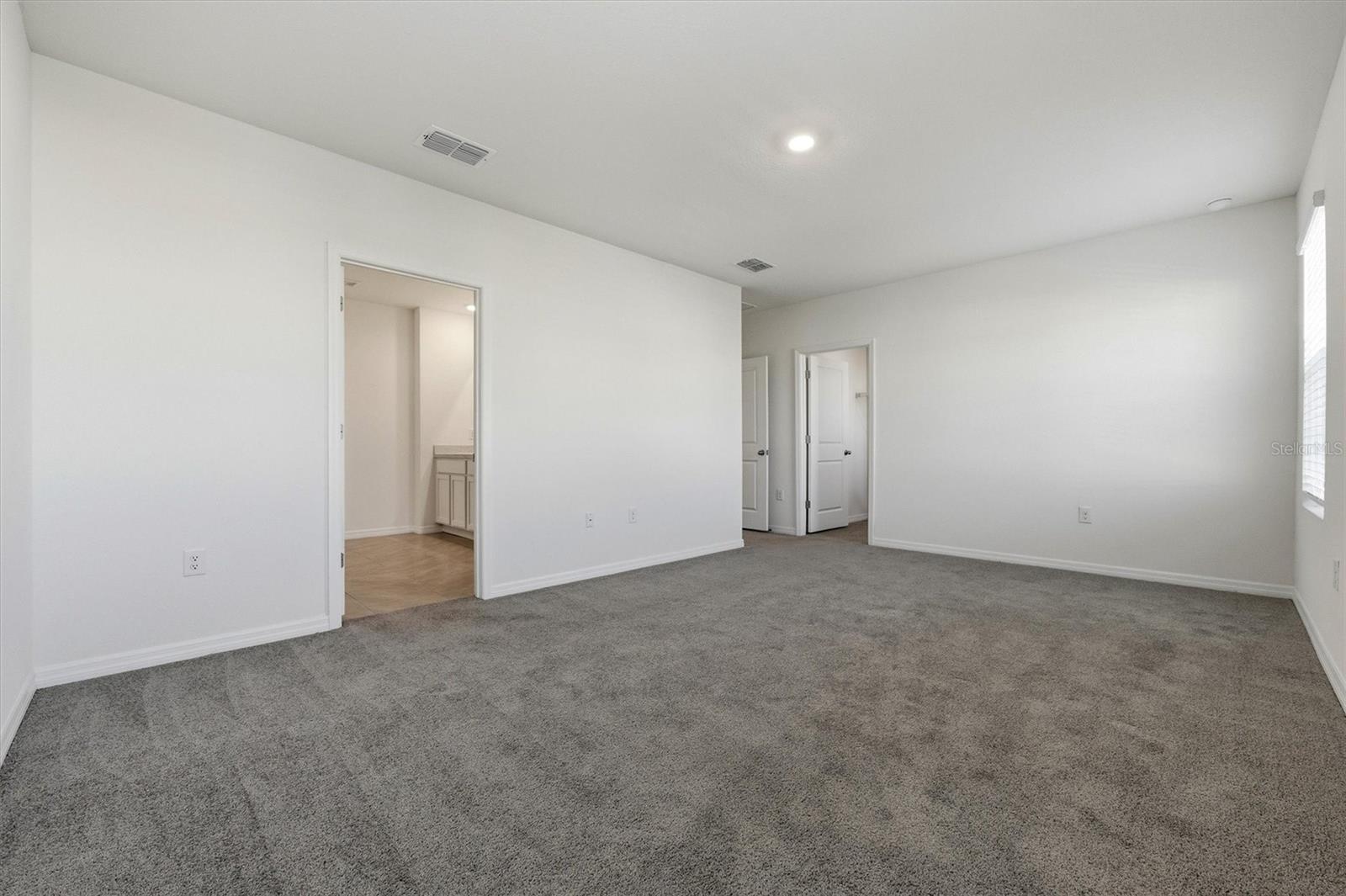 Image 26 of 55 For 5764 Hollingworth Trail