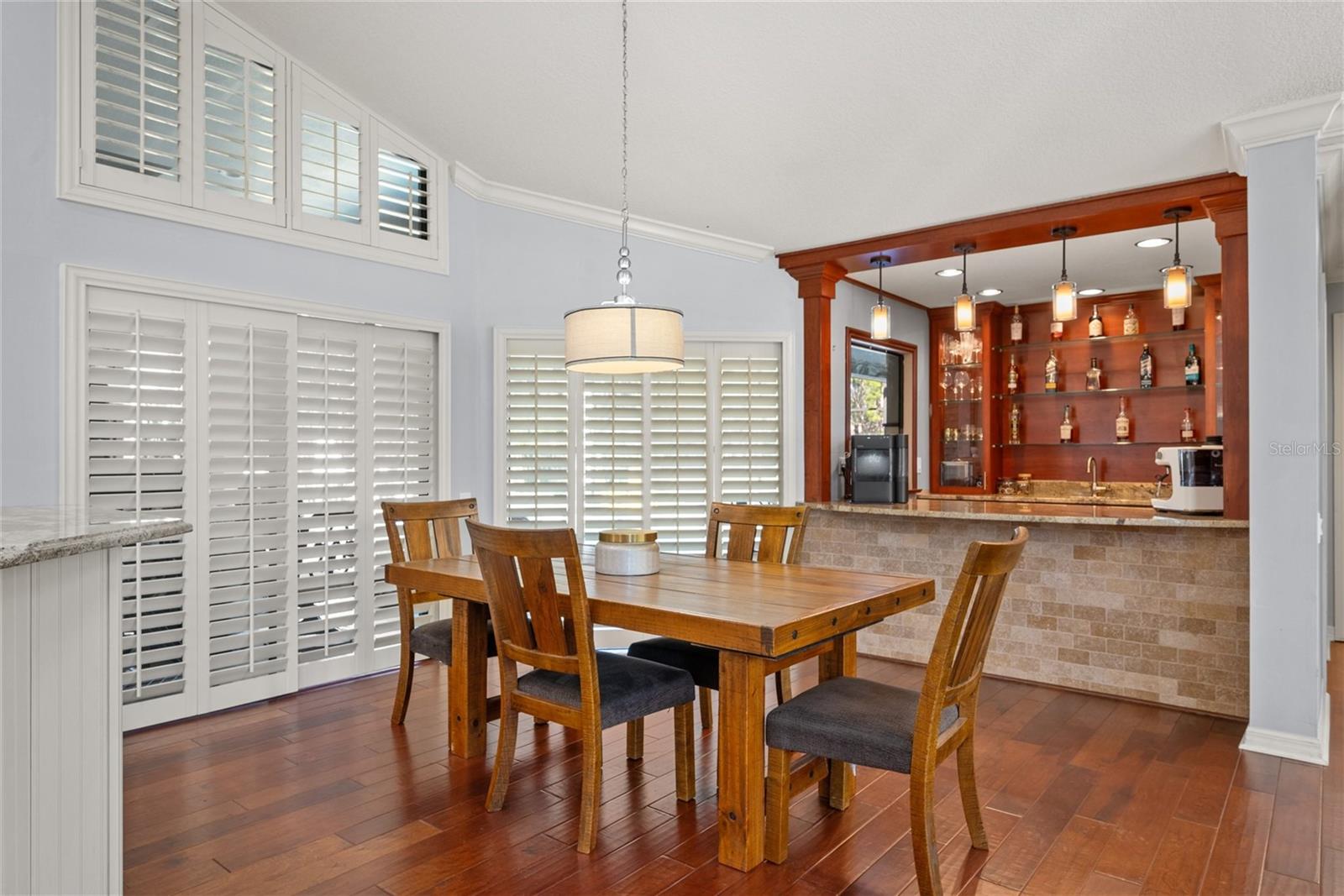 Image 18 of 38 For 6329 Maclaurin Drive