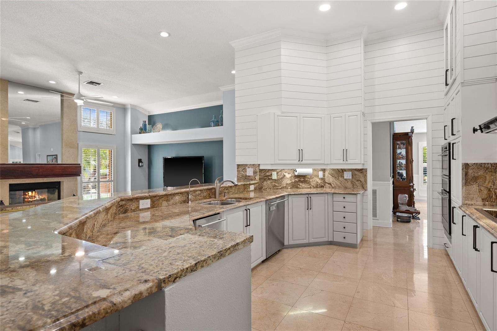 Image 8 of 38 For 6329 Maclaurin Drive