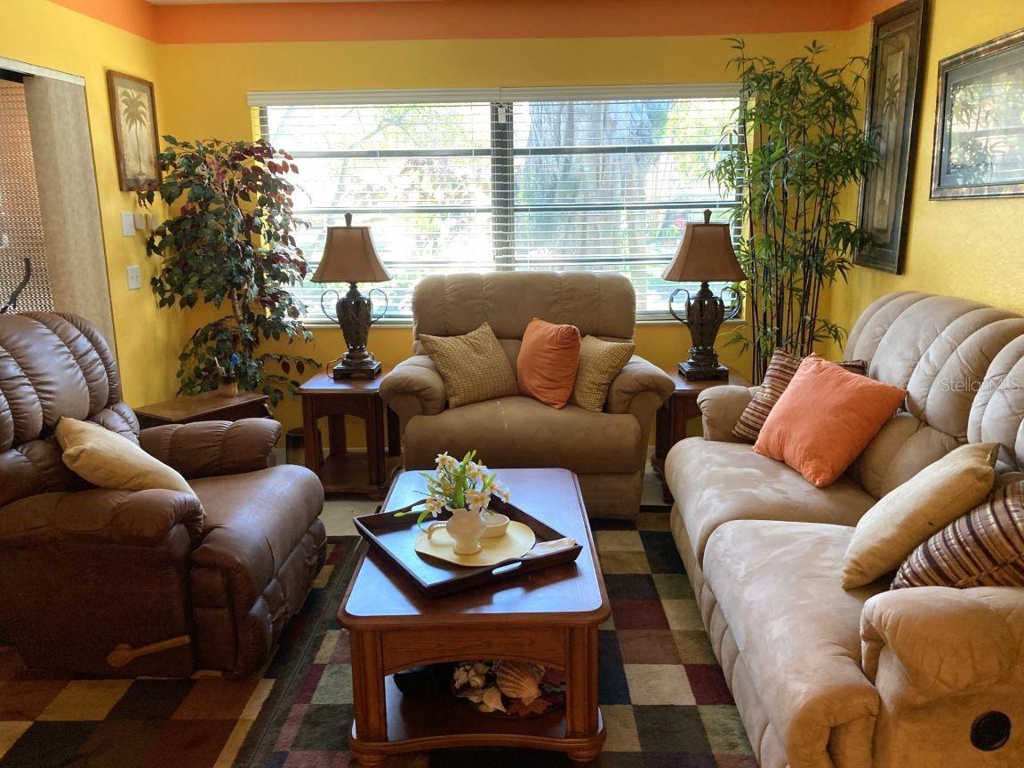 Image 6 of 20 For 10618 180th Place S