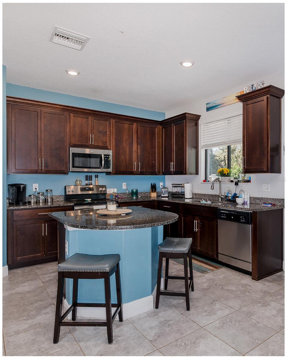 Image 15 of 51 For 11415 Crowne Pointe Street