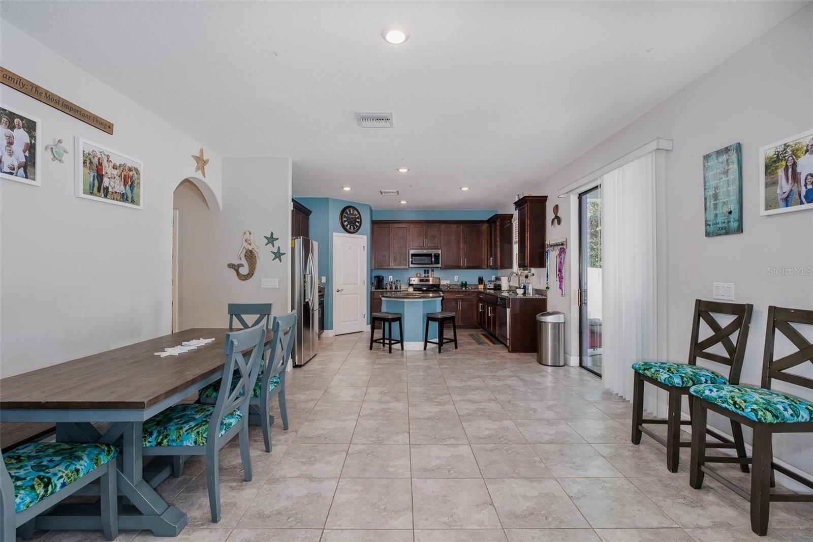 Image 20 of 51 For 11415 Crowne Pointe Street