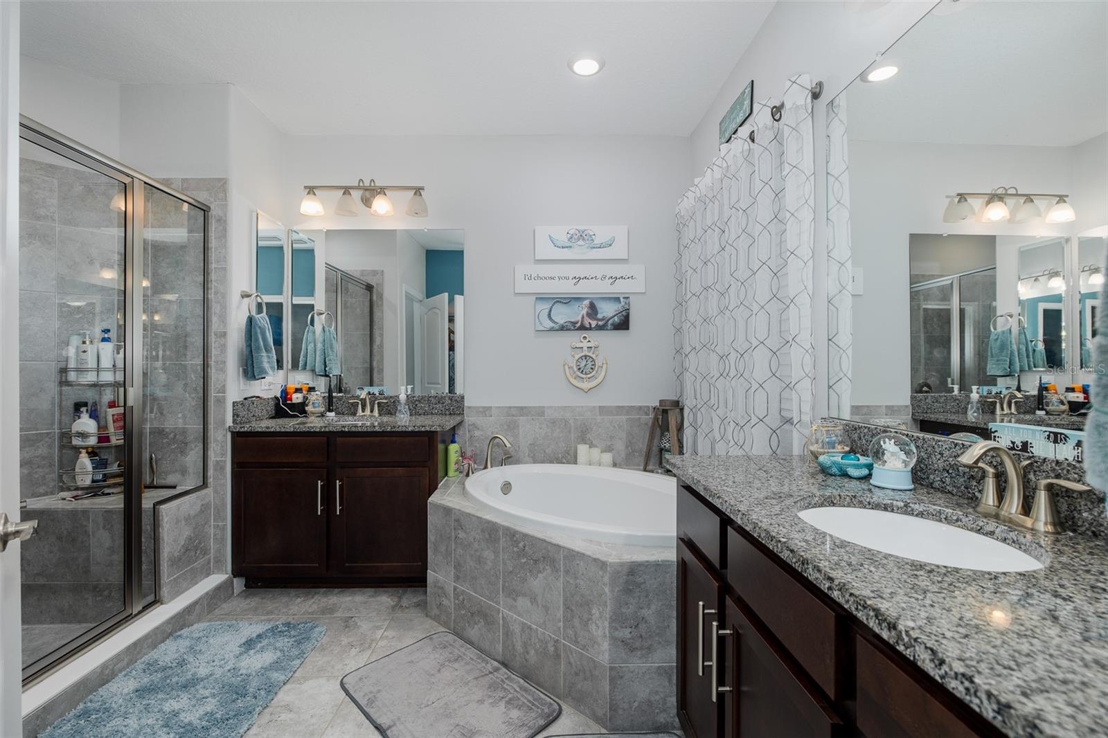 Image 27 of 51 For 11415 Crowne Pointe Street