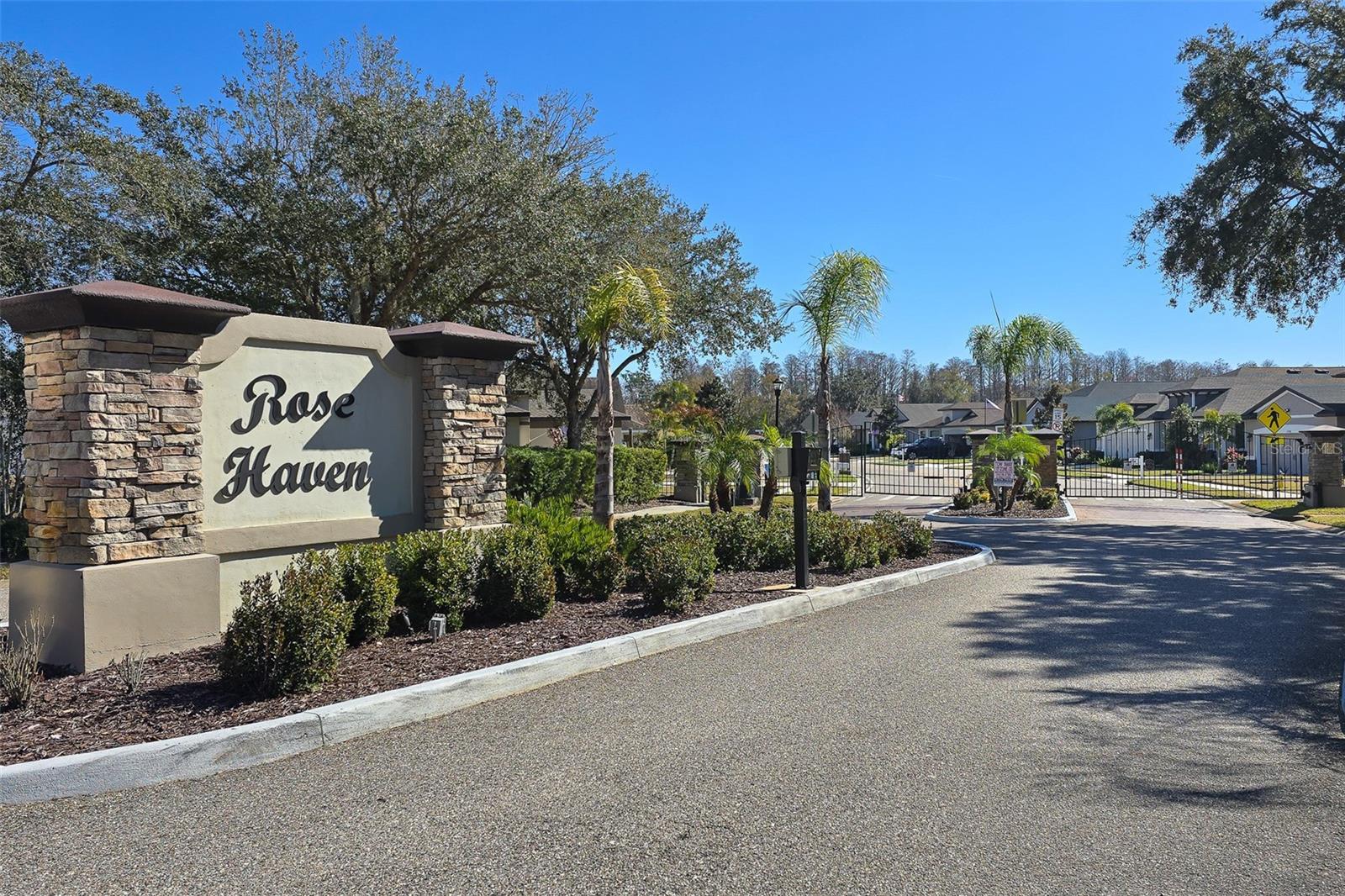 Image 48 of 51 For 11415 Crowne Pointe Street