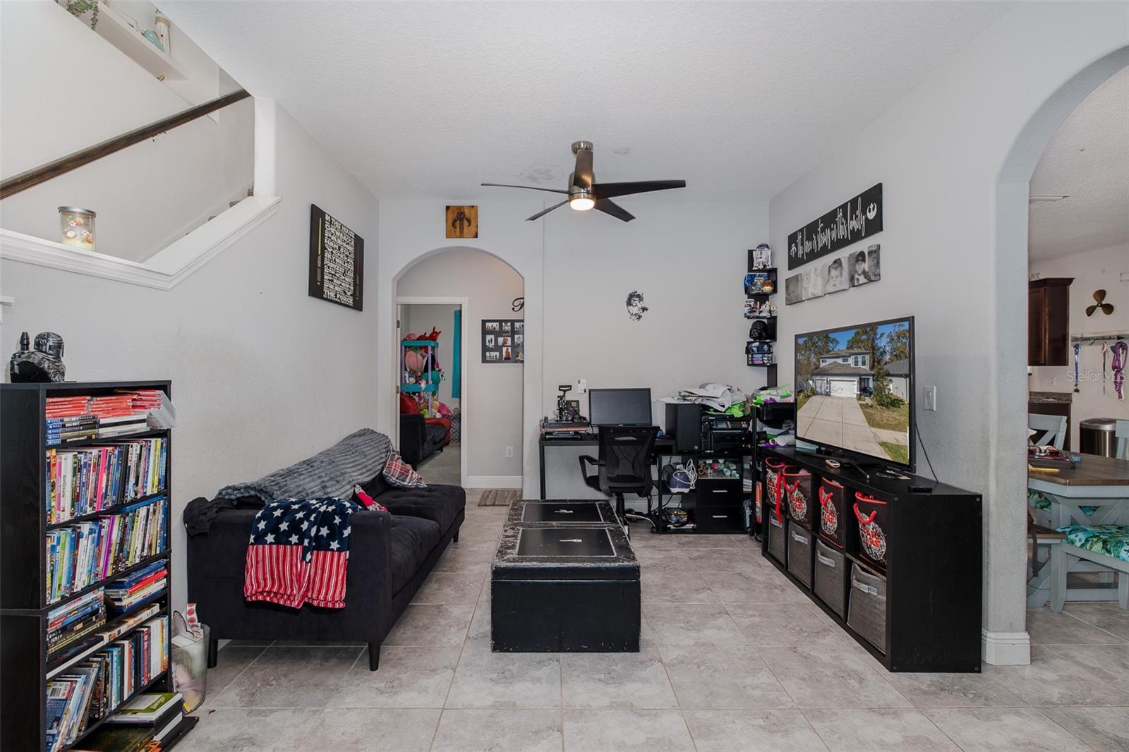 Image 8 of 51 For 11415 Crowne Pointe Street