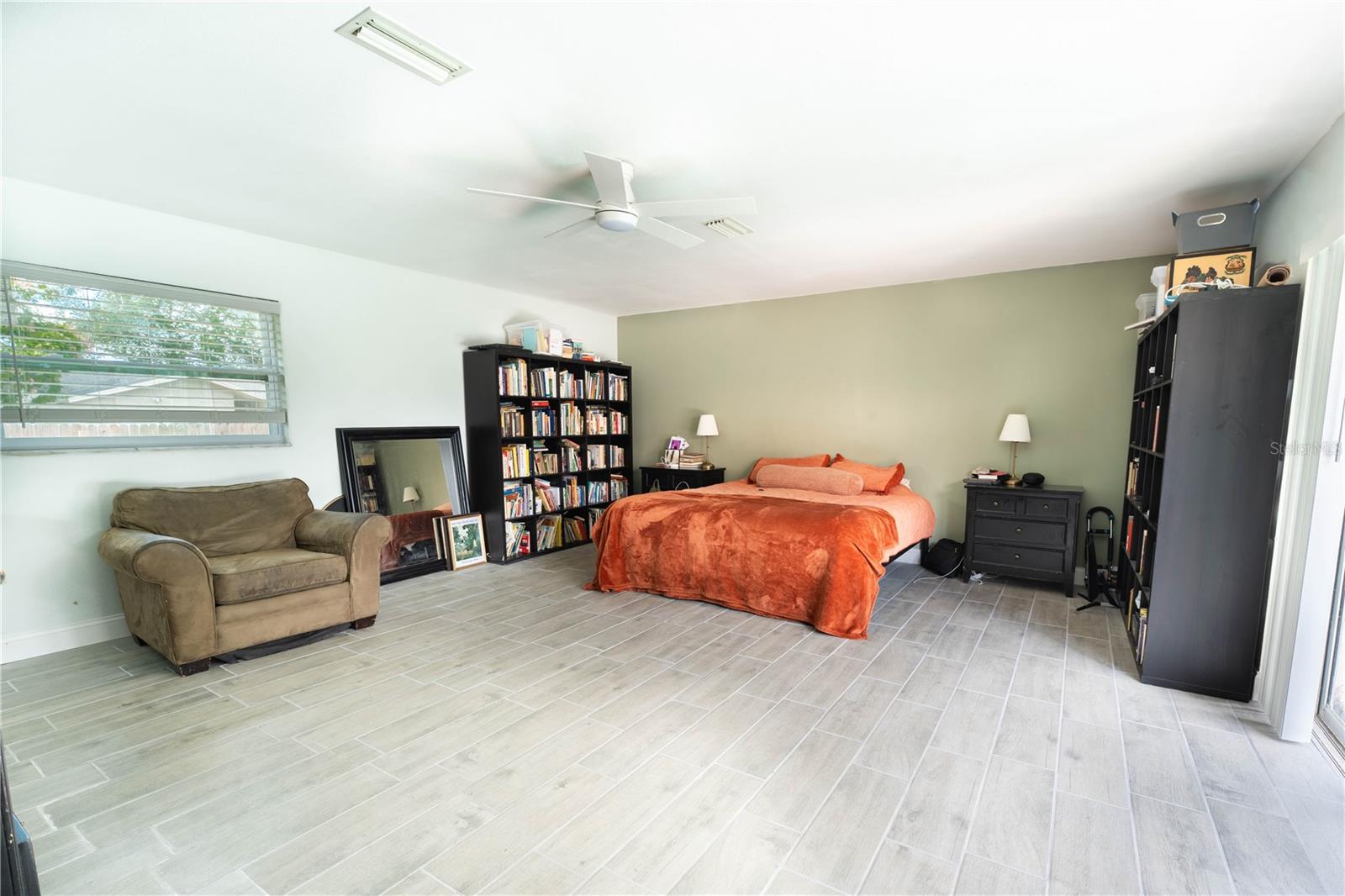 Image 12 of 45 For 12931 82nd Avenue